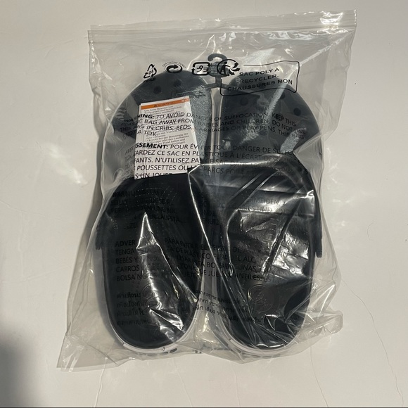 **LAST CHANCE- Crocband II Clog - Men's Sz 10/Women's Sz 12 Black & White - Picture 5 of 5